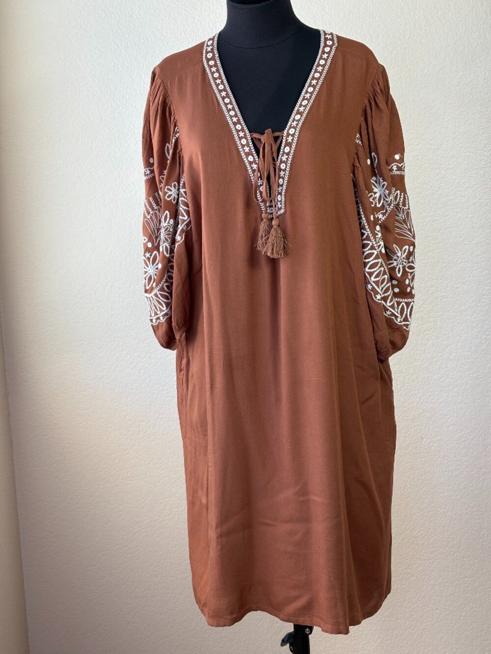 Belldini 3X Embroidered Boho Kaftan Dress Resort Midi w Pockets